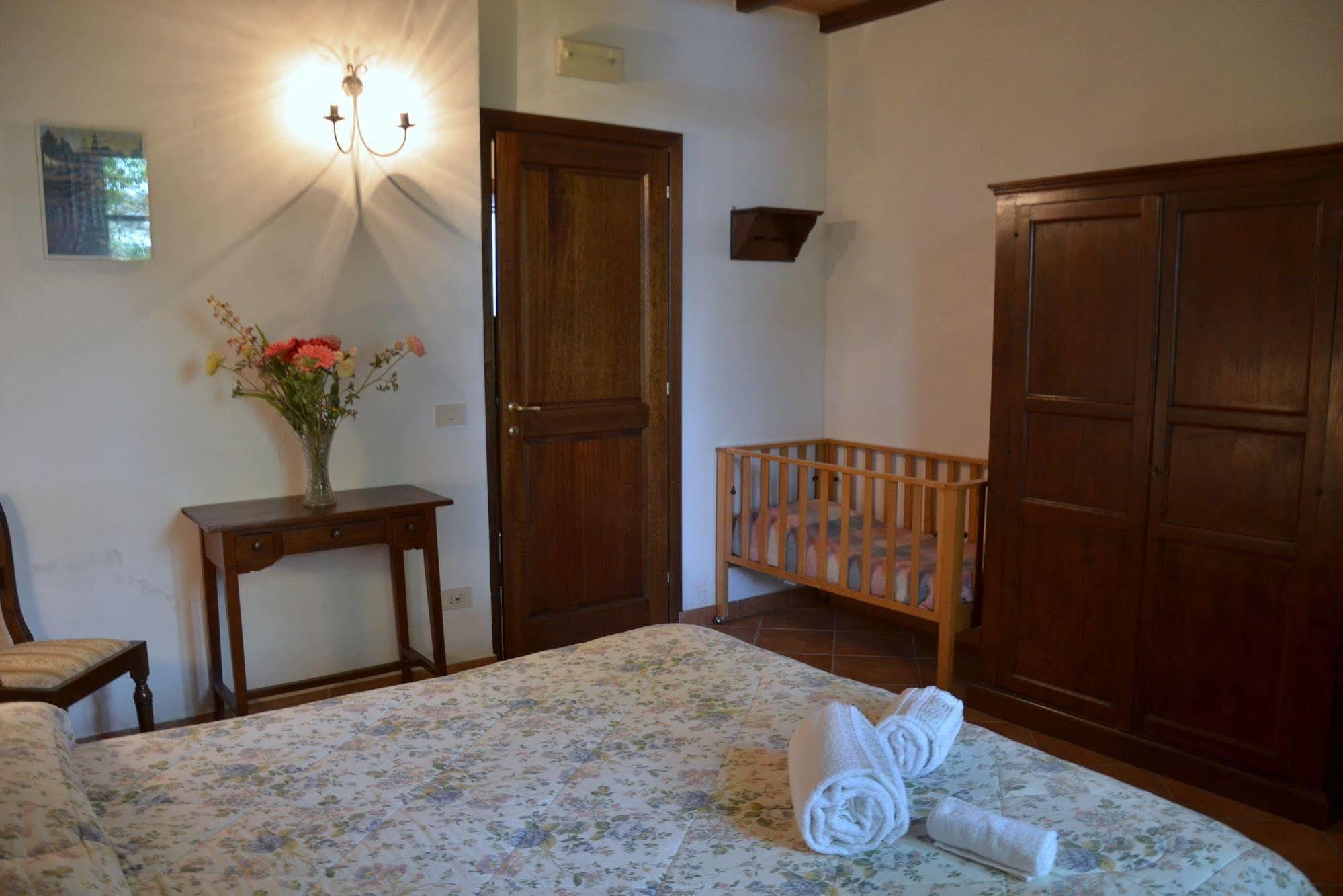 Agriturismo Il Casalone Montepulciano Stazione Exterior foto